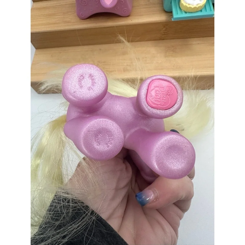 2004 My Little Pony Doseydotes Target‎ Exclusive G3 MLP Butterfly Purple